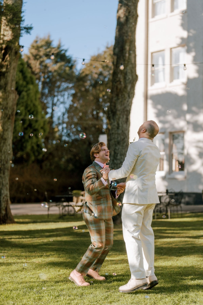 AdamandPhillipPortraitsSneakPeek-55