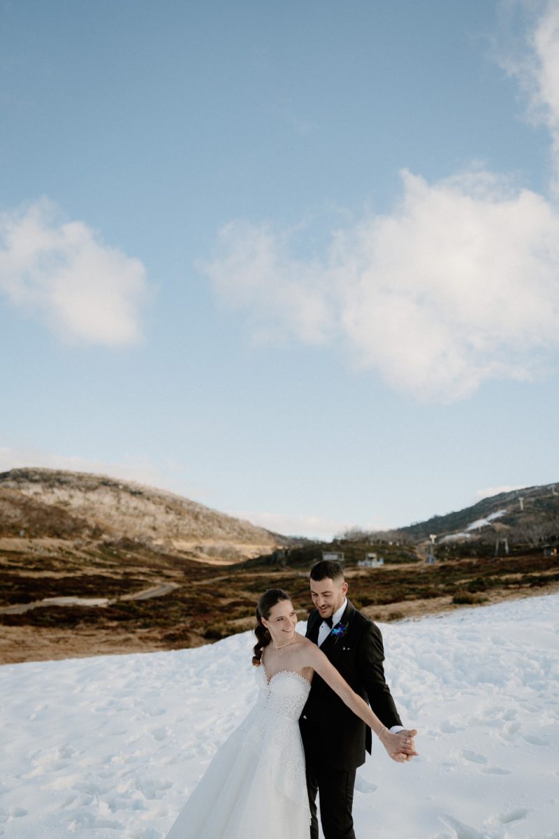 Alannah and Alex snow wedding perisher nsw-200