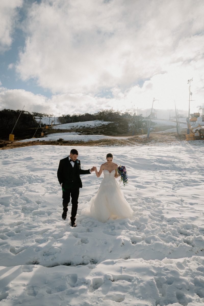 Alannah and Alex snow wedding perisher nsw-211