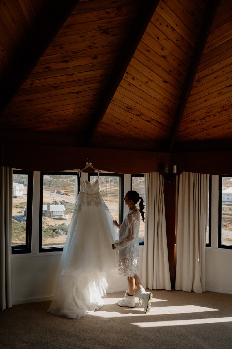 Alannah and Alex snow wedding perisher nsw-41