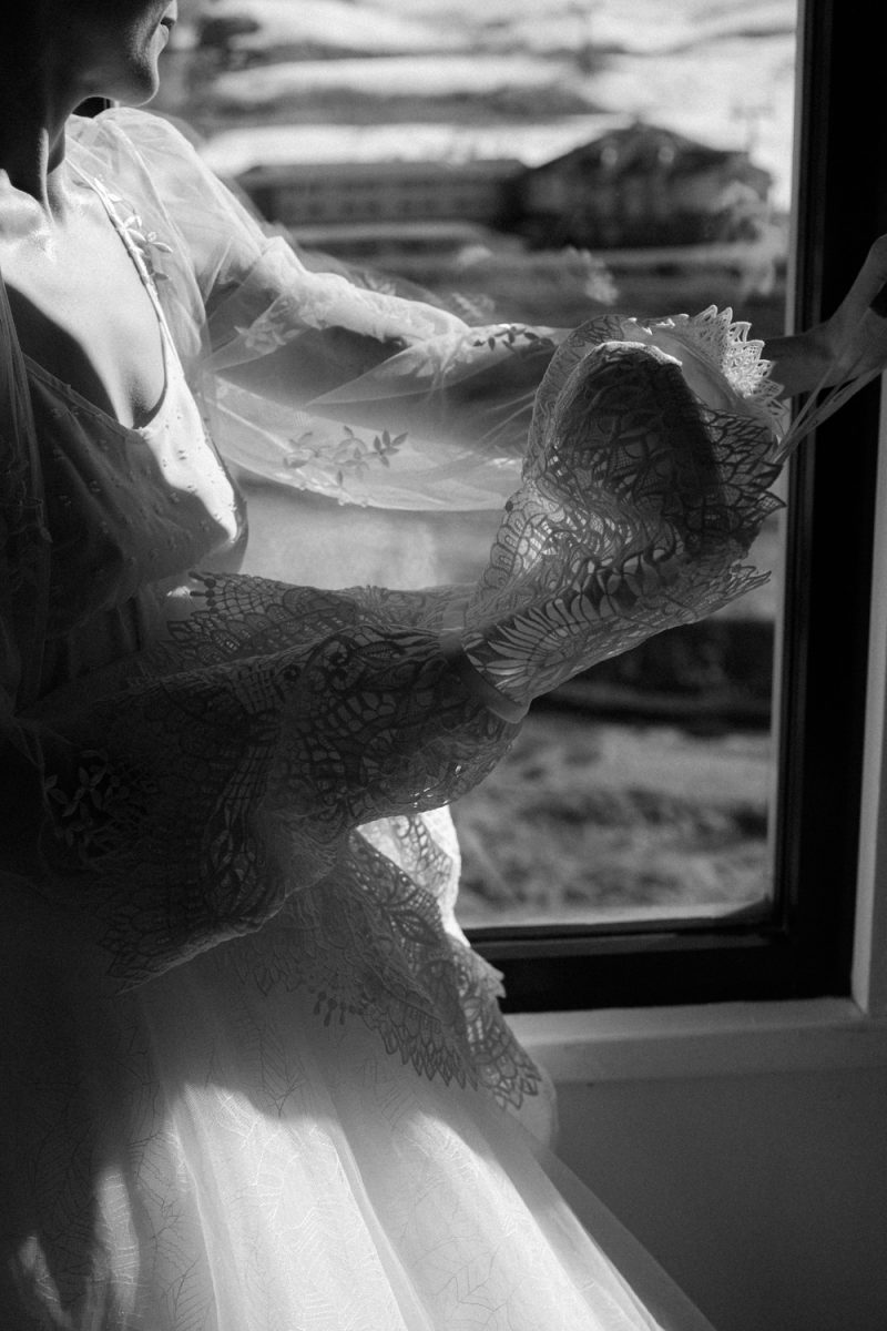 Alannah and Alex snow wedding perisher nsw-44