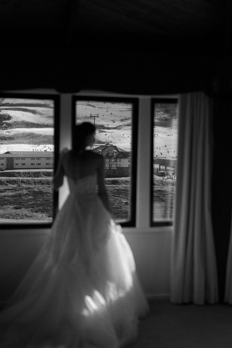 Alannah and Alex snow wedding perisher nsw-65