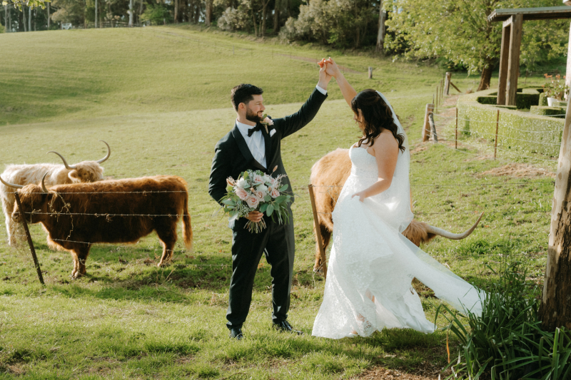 Alison and Matthew Wedding Mali Brae Farm-108