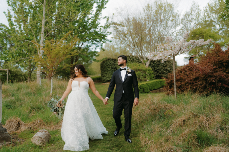 Alison and Matthew Wedding Mali Brae Farm-121