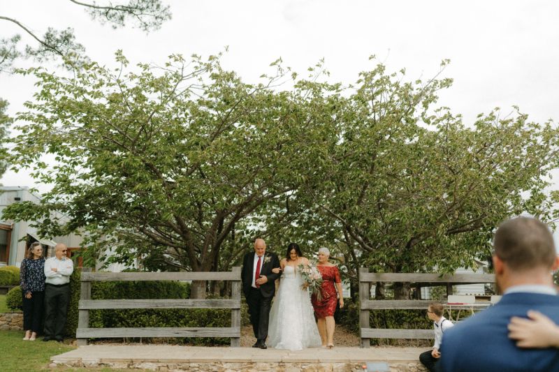 Alison and Matthew Wedding Mali Brae Farm-79