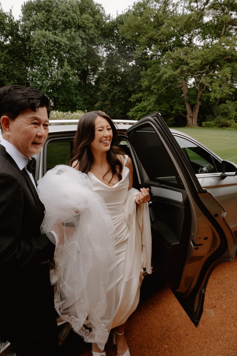 Becca and Edward Wedding Bendooley Book barn-16
