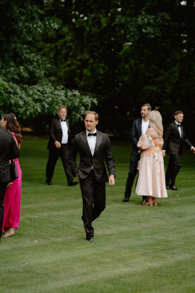 Becca and Edward Wedding Bendooley Book barn-27