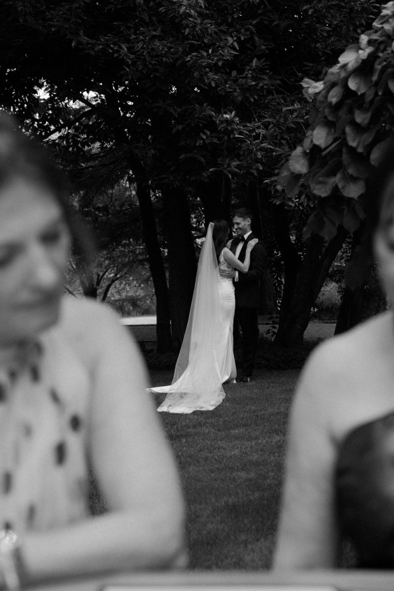 Becca and Edward Wedding Bendooley Book barn-55