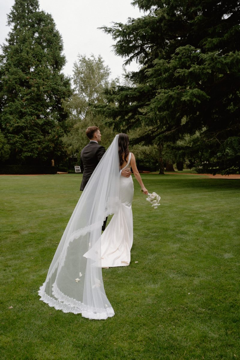Becca and Edward Wedding Bendooley Book barn-58