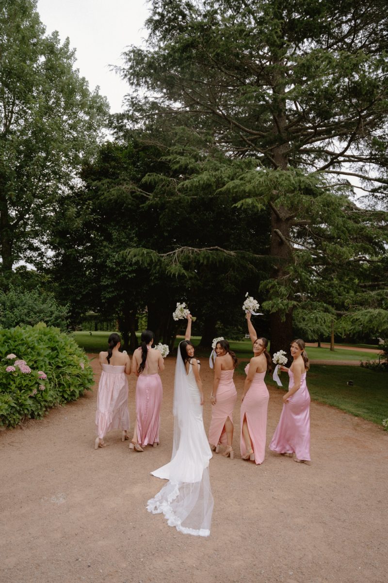 Becca and Edward Wedding Bendooley Book barn-79