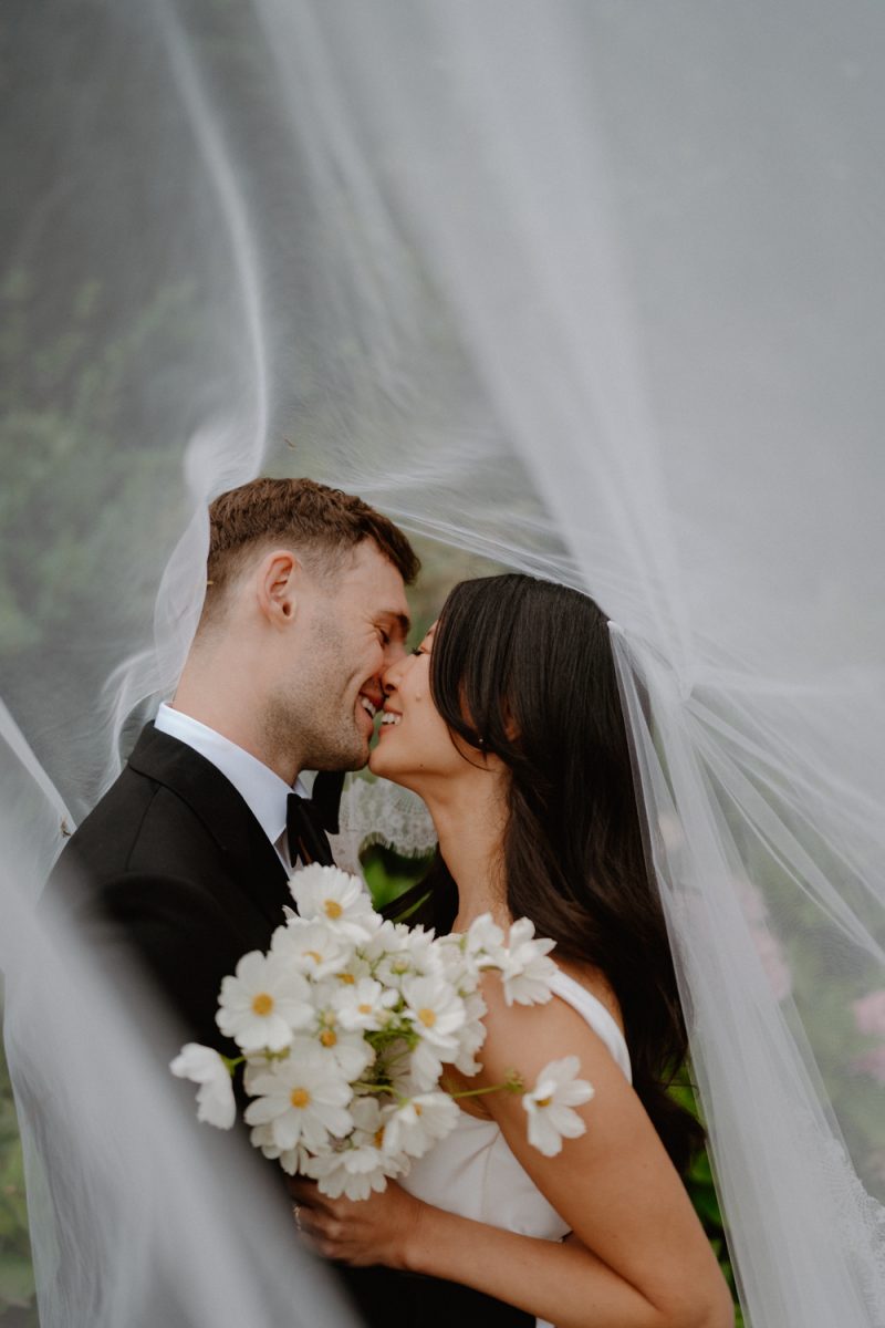 Becca and Edward Wedding Bendooley Book barn-82