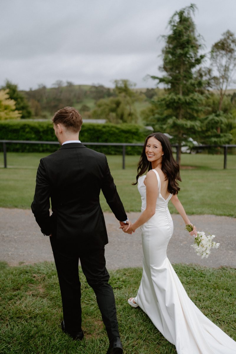 Becca and Edward Wedding Bendooley Book barn-90