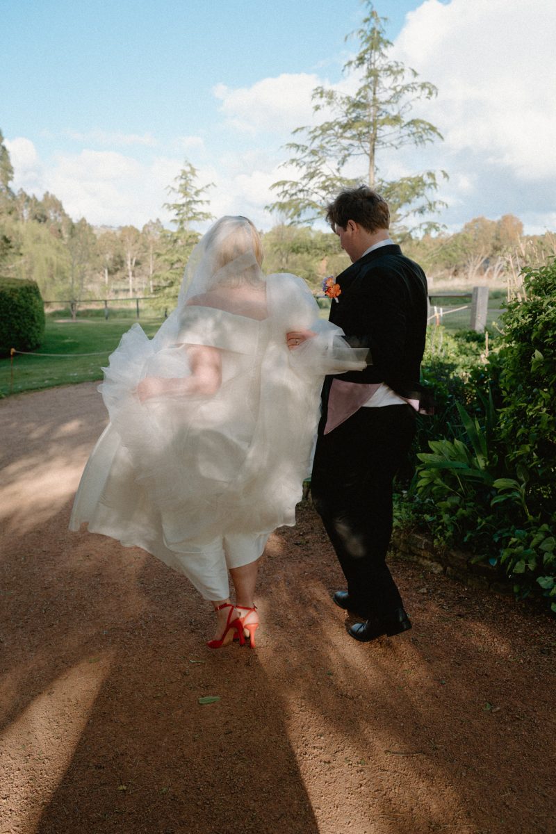 Catarina and Cameron Wedding Bendooley Bookbarn SMALL-135