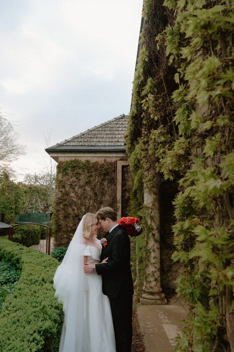 Catarina and Cameron Wedding Bendooley Bookbarn SMALL-189