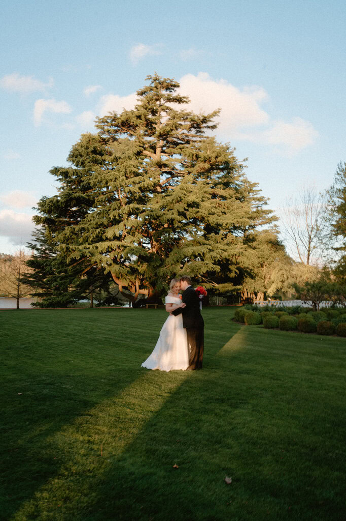 Catarina and Cameron Wedding Bendooley Bookbarn SMALL-226