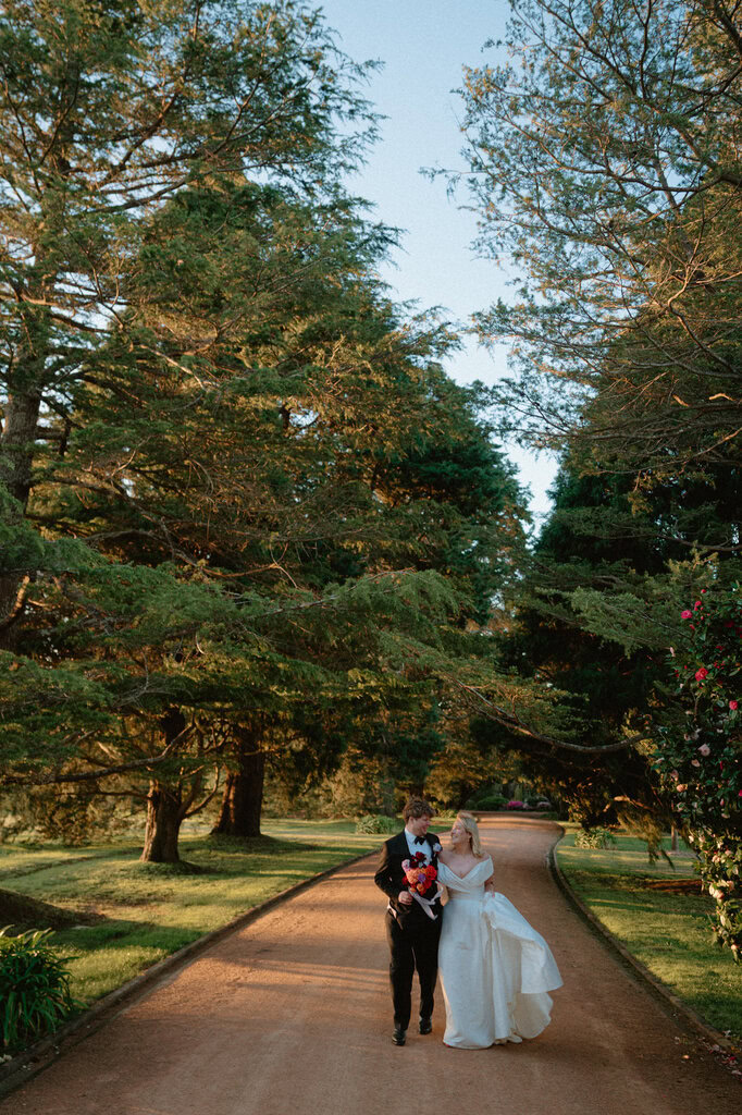 Catarina and Cameron Wedding Bendooley Bookbarn SMALL-237