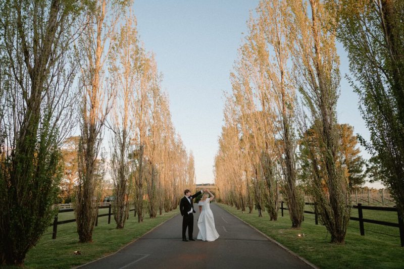 Catarina and Cameron Wedding Bendooley Bookbarn SMALL-244