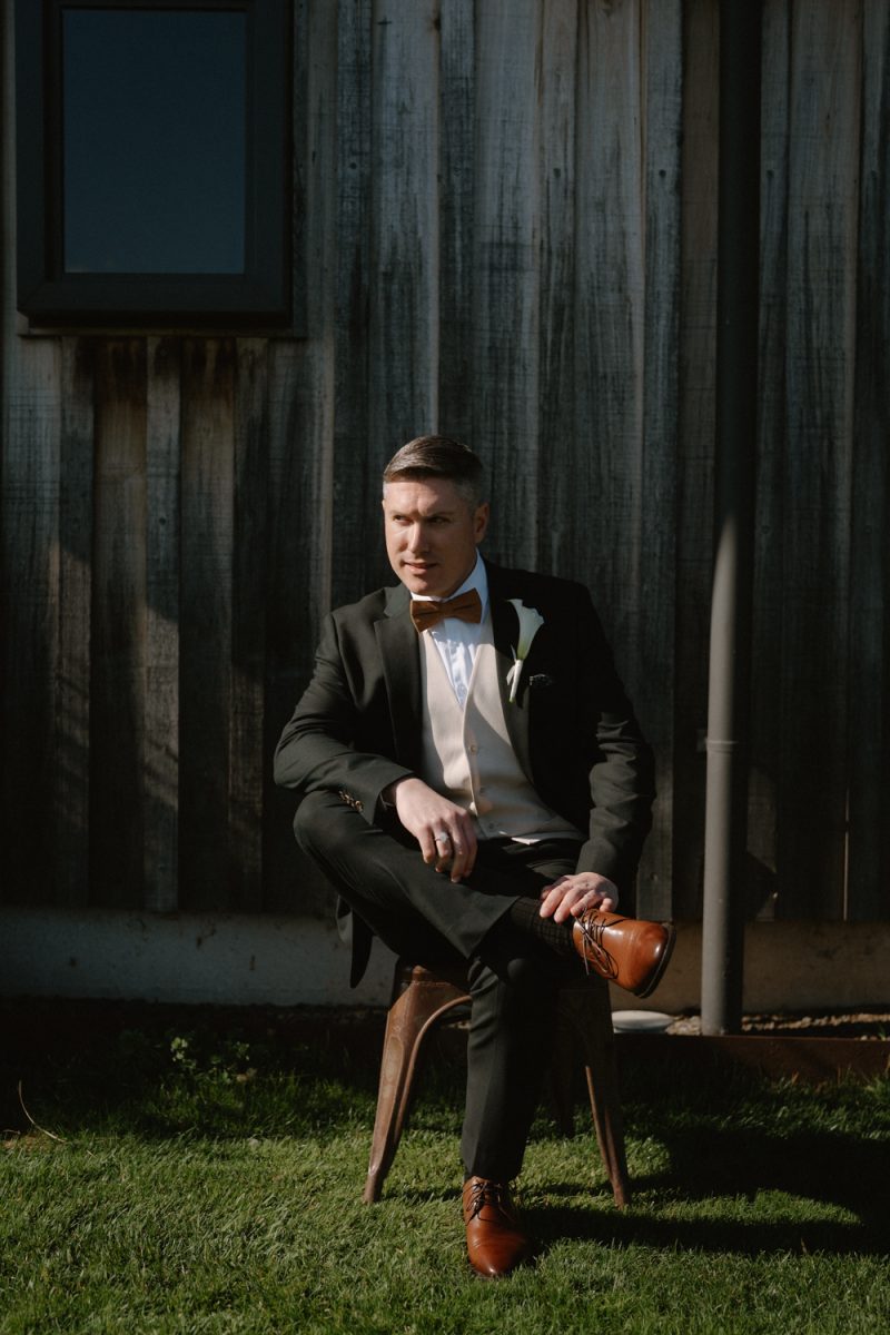Dan and Flynn Wedding Sneak Peek Small-40