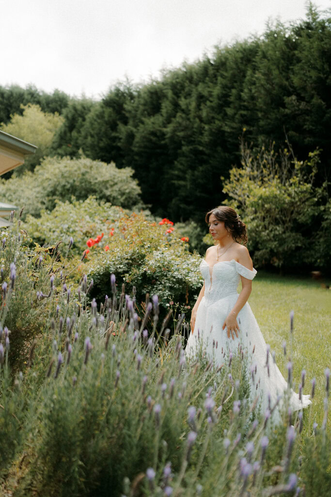 Devon and Edward Robertson Public House and Kitchen-51