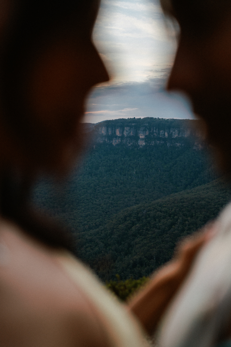 Dilshan and Krishni portraits lincolns rock blue mountains-75