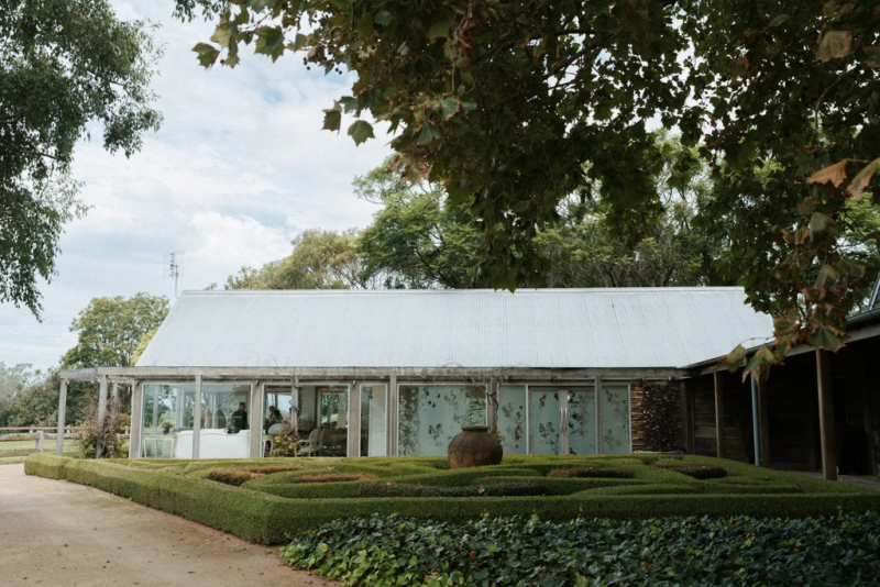 Hunter and Kelly Terrara House wedding photography-4