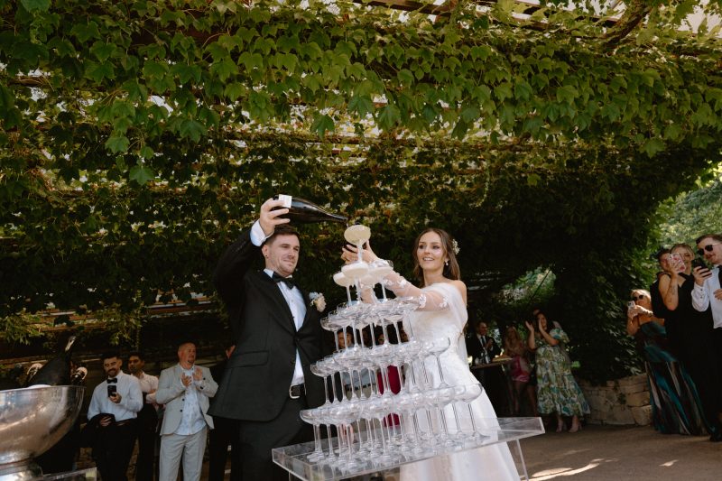 Jade and Luke Bendooley Book Barn-103