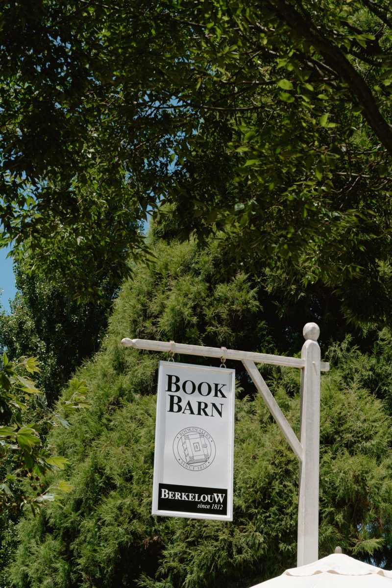 Jade and Luke Bendooley Book Barn-2