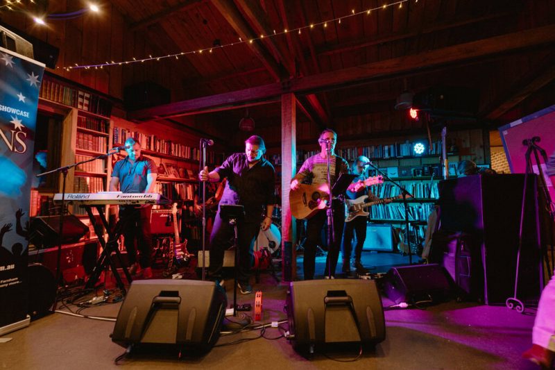 Jade and Luke Bendooley Book Barn-226