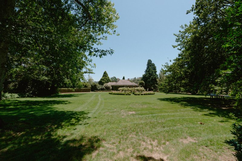 Jade and Luke Bendooley Book Barn-3