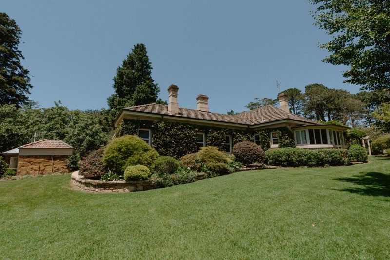 Jade and Luke Bendooley Book Barn-5