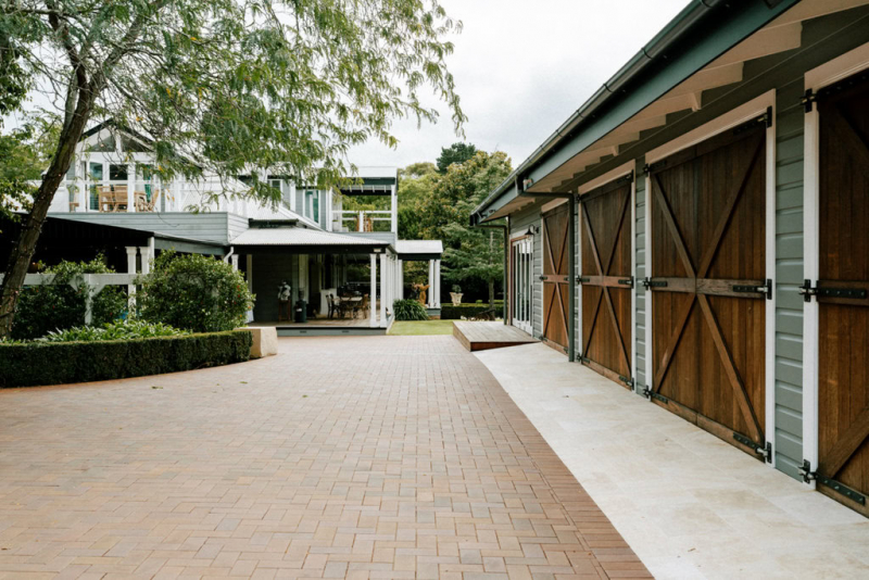 Lauren and Ash Kalinya Estate in the Southern Highlands-2