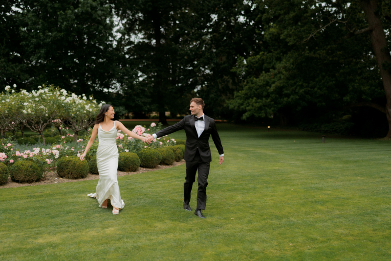 Rebecca and Edward Film Photography Bendooley Estate Book Barn-118