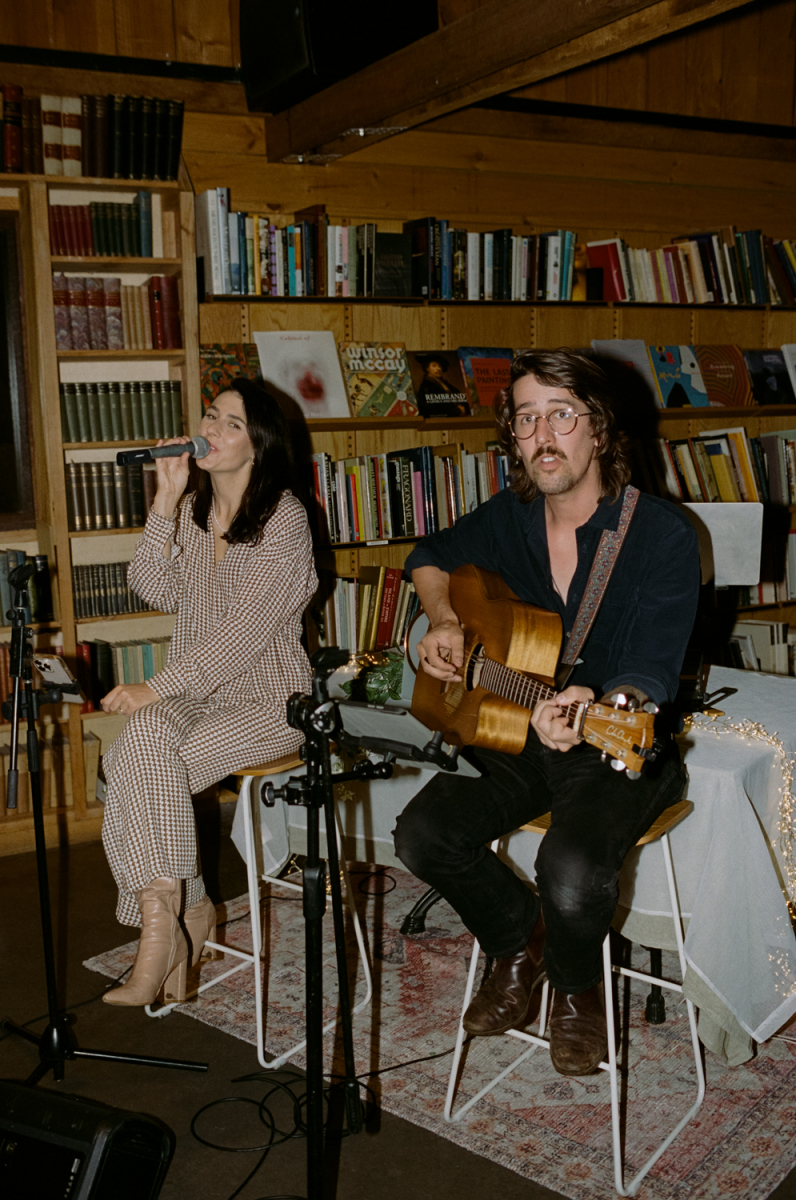 Rebecca and Edward Film Photography Pentax 67 Portra 400-11